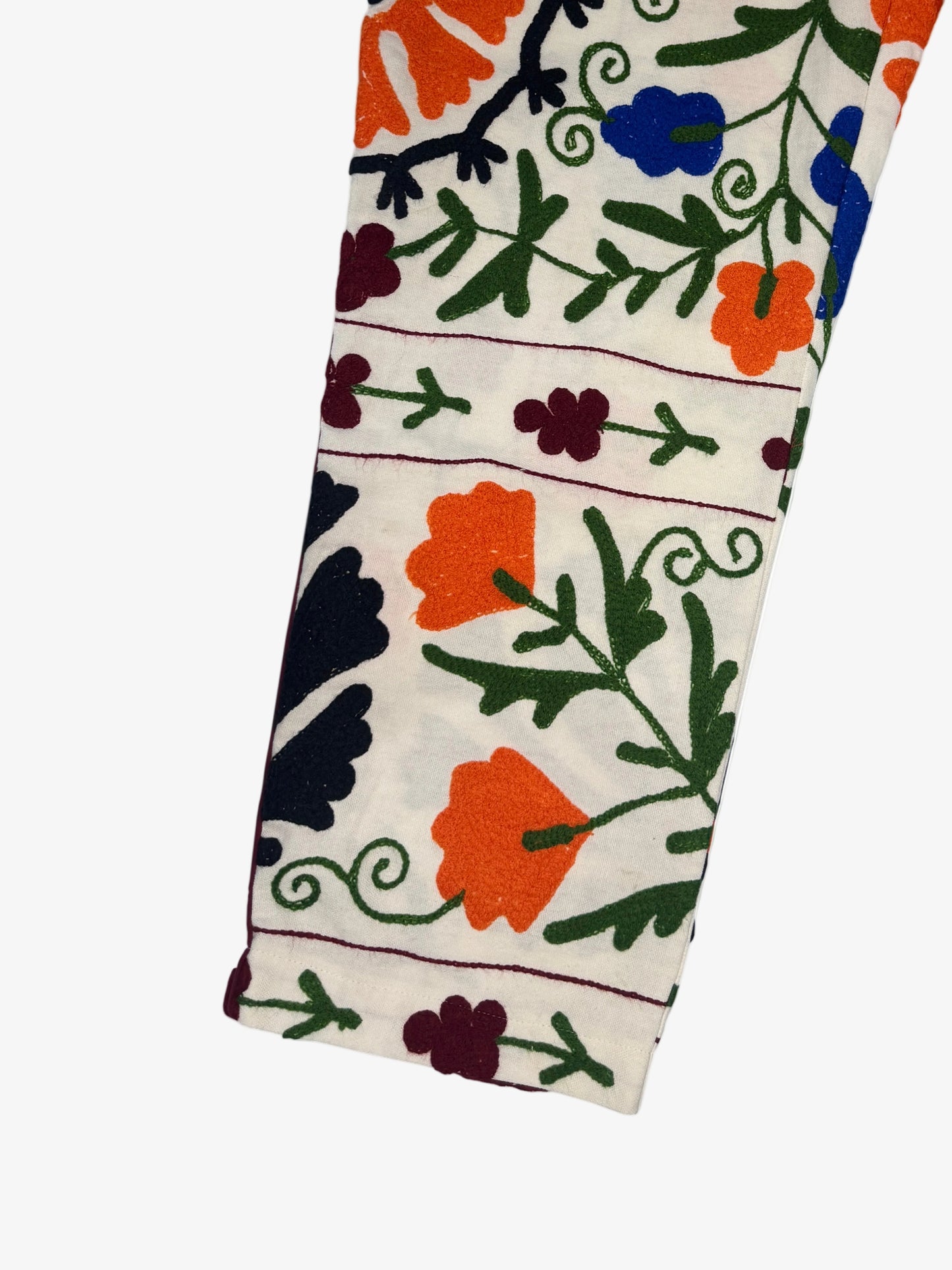 DAWID TOMASZEWSKI Bestickte Hose Flora Suzani Flower Garden Detail