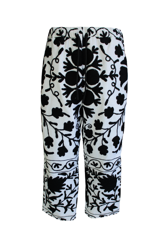 DAWID TOMASZEWSKI Bestickte Hose Flora Suzani Black & White Front