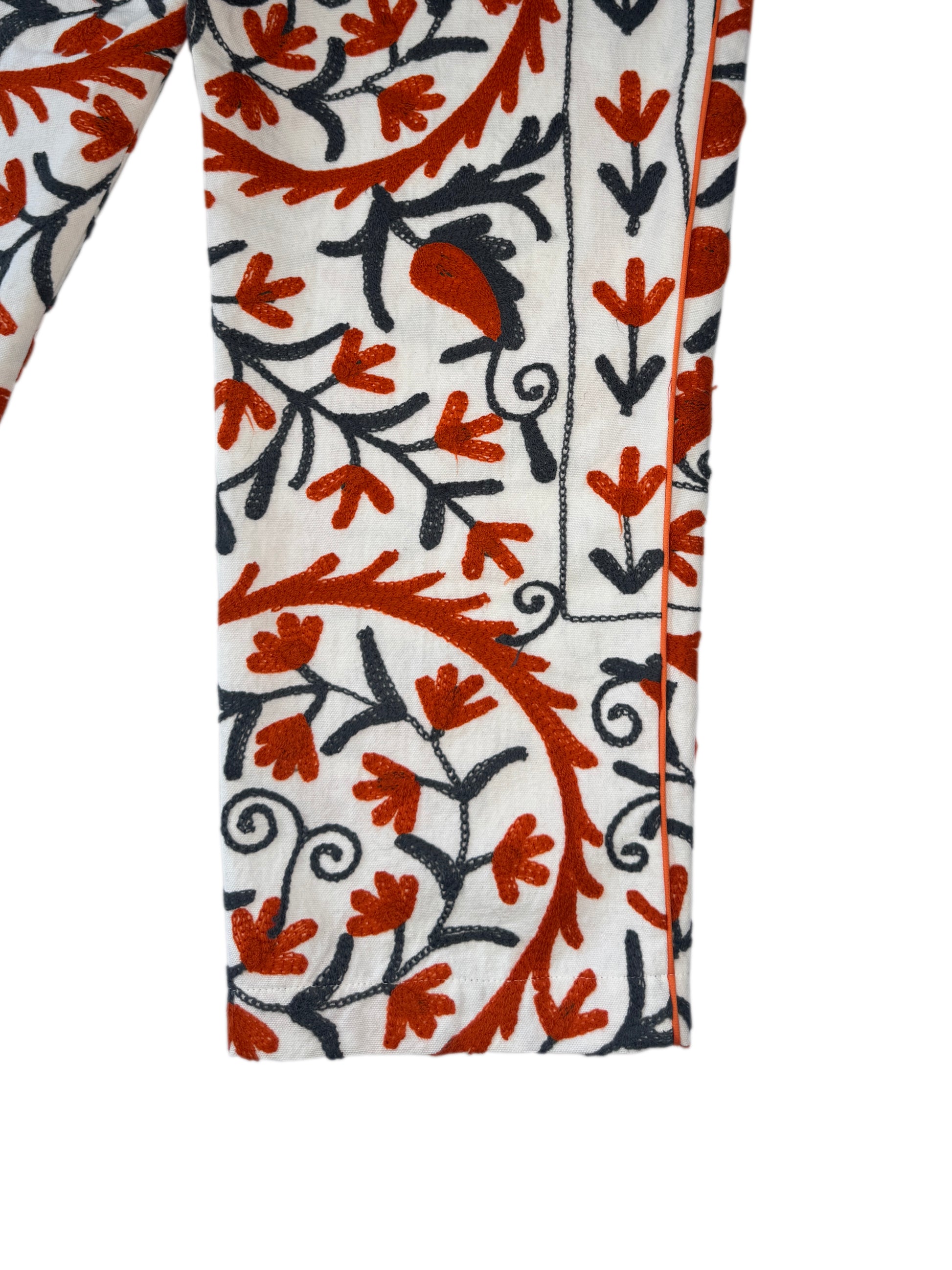 DAWID TOMASZEWSKI Bestickte Hose Flora Suzani Ivory Orange Detail