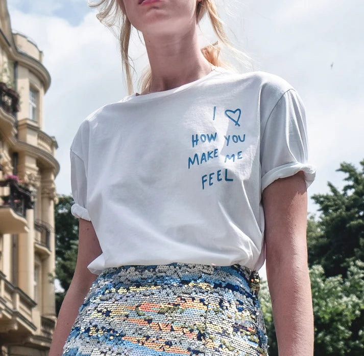 DAWID TOMASZEWSKI Essential T-Shirt "I love how you make me feel"