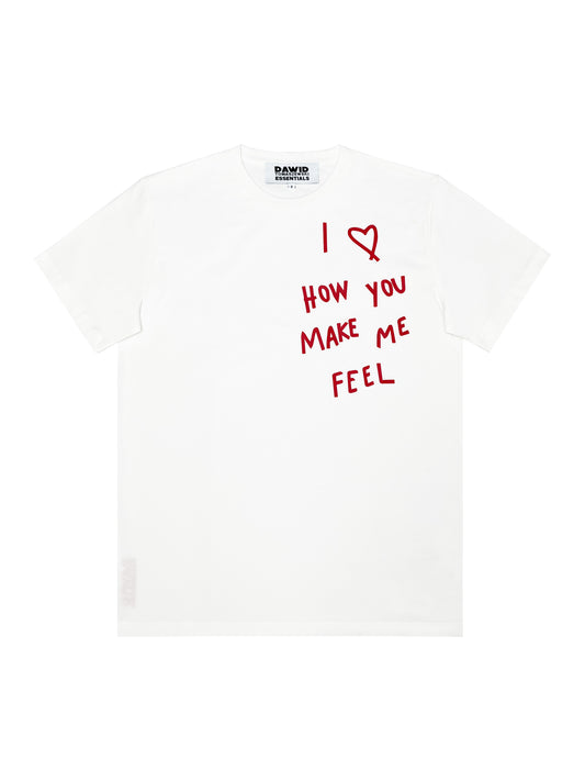 T-Shirt "I love how you make me feel" Eggshell Red Print