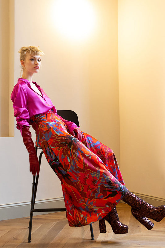 DAWID TOMASZEWSKI Rock Fler Terracotta Flower Mix On Model