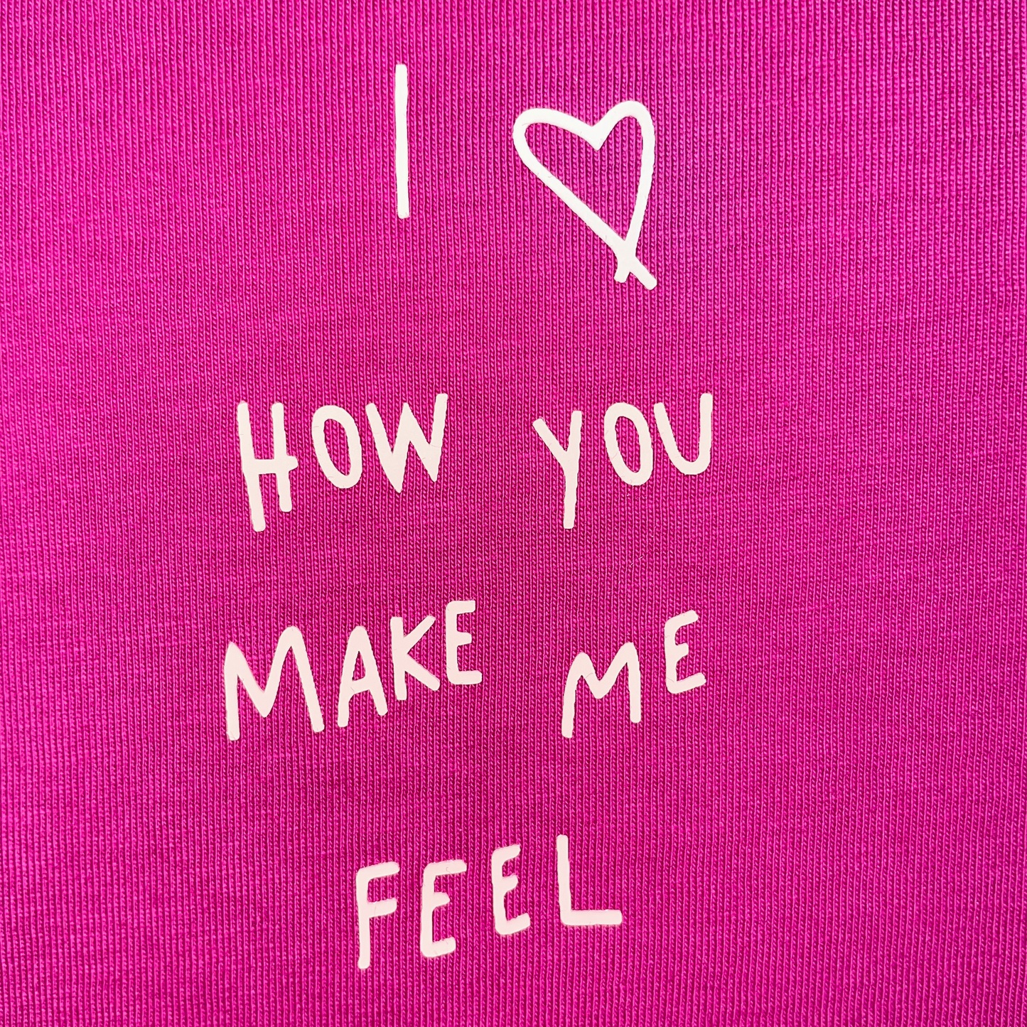 DAWID TOMASZEWSKI T-Shirt "I love how you make me feel" - Pink - Front Detail